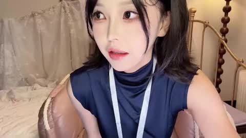 Snapshot of jingyan666 chatting on 10/10/25, 03:00 meng meng online show from 10/10/25, 03:00