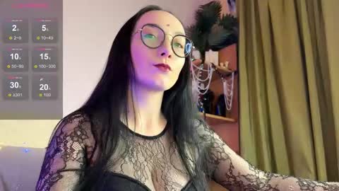 Jinhee Noir online show from 12/04/25, 02:48