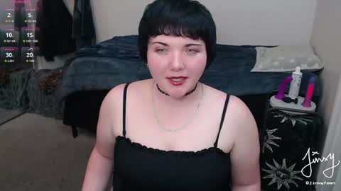 Snapshot of jinxyfawn chatting on 06/16/26, 04:37 jinxyfawn online show from 06/16/26, 04:37