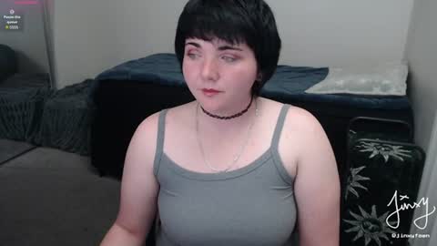 Snapshot of jinxyfawn chatting on 06/25/26, 08:41 jinxyfawn online show from 06/25/26, 08:41
