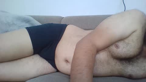 Snapshot of jiqoloemre chatting on 10/19/25, 08:37 jiqoloemre online show from 10/19/25, 08:37