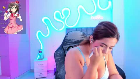 kim online show from 11/03/25, 01:12