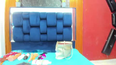 jisooluv online show from 04/17/26, 07:50