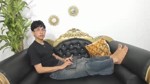 Jisusth online show from 07/11/26, 01:08