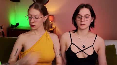 Hey Guys We are Julia ginger  Tina brunette online show from 02/02/25, 05:48