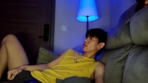 jj_jayjayq online show from 12/18/25, 05:24