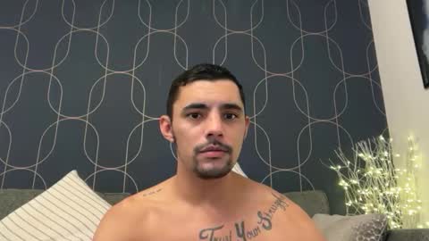 Snapshot of jjaysond chatting on 01/13/26, 08:36 Jayson D online show from 01/13/26, 08:36