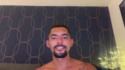 Snapshot of jjaysond chatting on 08/05/26, 01:08 Jayson D online show from 08/05/26, 01:08
