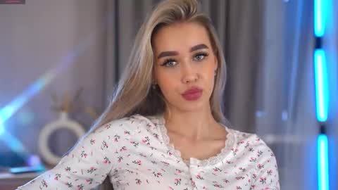 Jenny online show from 02/19/26, 08:10