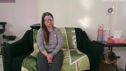 Snapshot of jjjust4fun1985 chatting on 12/04/24, 12:19 Nicole Allen online show from 12/04/24, 12:19