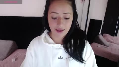 Julieta online show from 10/23/25, 09:24