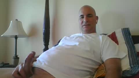 Snapshot of jmichael50 chatting on 11/30/25, 05:50 jmichael50 online show from 11/30/25, 05:50