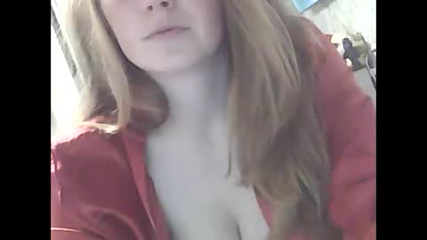 Snapshot of joalinaloverx chatting on 09/27/25, 12:43 JoalinaLoverx online show from 09/27/25, 12:43