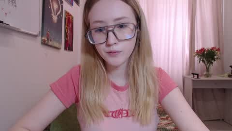 joan_kiss online show from 04/11/26, 07:56