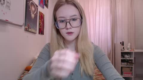 Snapshot of joan_kiss chatting on 05/31/26, 07:48 joan_kiss online show from 05/31/26, 07:48