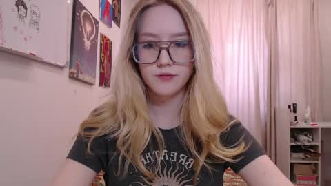 Snapshot of joan_kiss chatting on 06/01/26, 06:37 joan_kiss online show from 06/01/26, 06:37