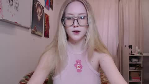 Snapshot of joan_kiss chatting on 06/05/26, 09:59 joan_kiss online show from 06/05/26, 09:59
