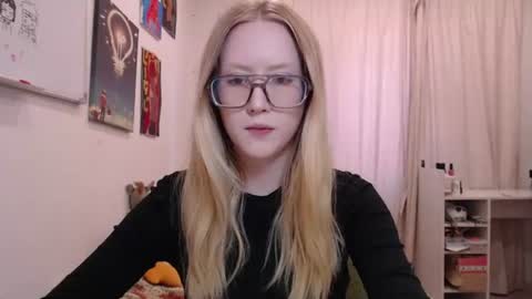 joan_kiss online show from 07/11/26, 01:30