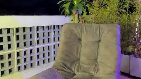 Snapshot of joan_saenz chatting on 12/25/24, 05:37 JOAN SAENZ online show from 12/25/24, 05:37