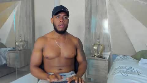 Snapshot of joan_saenz chatting on 01/26/25, 10:55 JOAN SAENZ online show from 01/26/25, 10:55