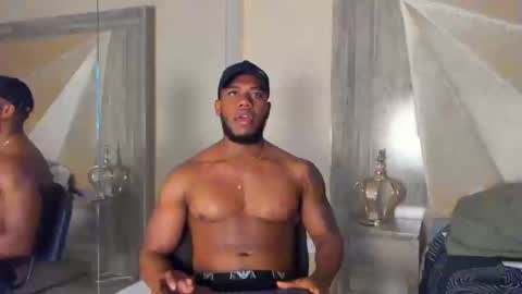 Snapshot of joan_saenz chatting on 01/29/25, 02:09 JOAN SAENZ online show from 01/29/25, 02:09