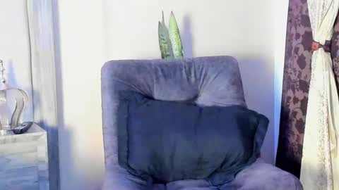 Snapshot of joan_saenz chatting on 02/06/25, 02:44 JOAN SAENZ online show from 02/06/25, 02:44