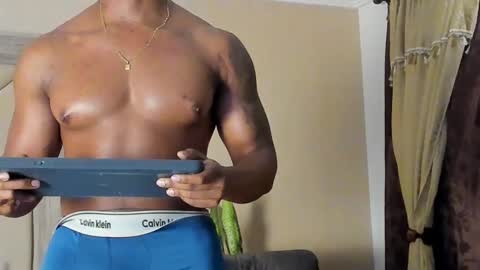 Snapshot of joan_saenz chatting on 02/07/25, 08:01 JOAN SAENZ online show from 02/07/25, 08:01