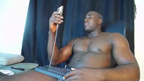 Snapshot of joan_silva chatting on 11/11/25, 04:12 joan_silva online show from 11/11/25, 04:12