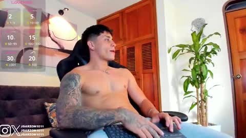 joan_soto online show from 10/02/25, 01:51