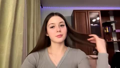 Adel online show from 02/04/26, 06:14