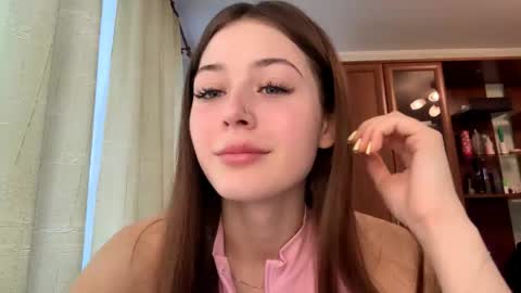 Adel online show from 04/25/26, 08:17