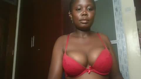 Snapshot of joankein_255 chatting on 11/14/25, 05:55 varl online show from 11/14/25, 05:55