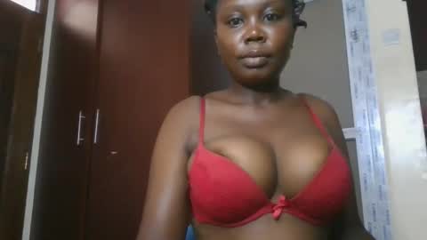 Snapshot of joankein_255 chatting on 12/02/25, 06:08 varl online show from 12/02/25, 06:08