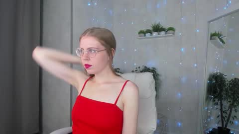 joann_shermann online show from 10/27/25, 01:09