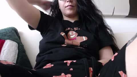 Snapshot of joanna_cw chatting on 01/09/25, 12:52 Jo online show from 01/09/25, 12:52