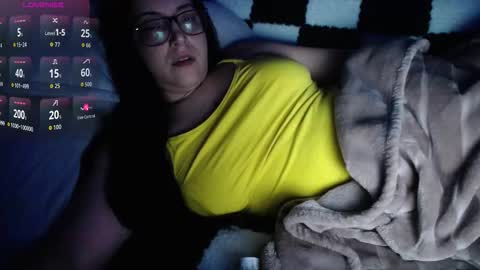 Snapshot of joanna_cw chatting on 12/04/25, 08:17 Jo online show from 12/04/25, 08:17