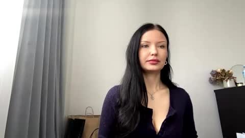 Joan online show from 04/09/26, 07:03