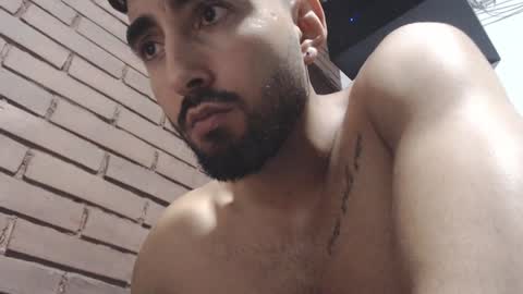 Snapshot of joao_batista_team chatting on 01/18/25, 02:03 JOAO BATISTA online show from 01/18/25, 02:03