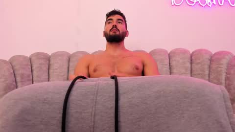 Snapshot of joao_batista_team chatting on 02/27/25, 12:21 JOAO BATISTA online show from 02/27/25, 12:21