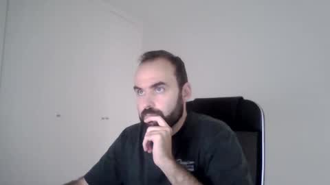 Snapshot of joaodias_18 chatting on 10/08/25, 05:21 joaodias_18 online show from 10/08/25, 05:21