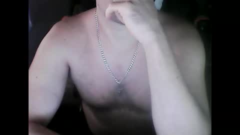 Snapshot of joaquin190 chatting on 10/26/25, 02:01 joaquin190 online show from 10/26/25, 02:01