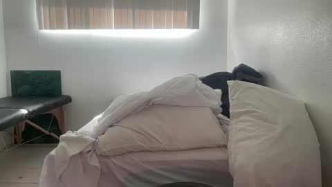 Snapshot of jockassla chatting on 06/06/26, 11:42 Sam T online show from 06/06/26, 11:42