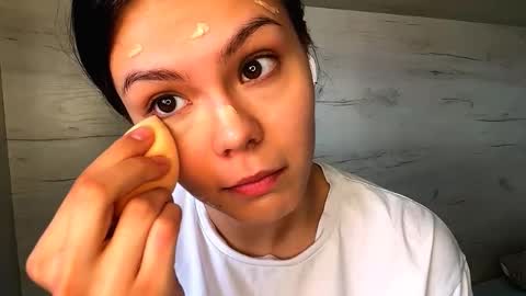 Mila online show from 03/17/26, 09:01