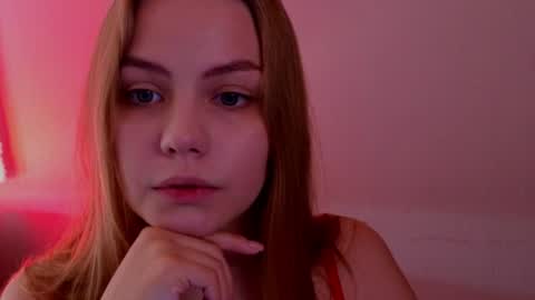 Snapshot of jodiewithgreen chatting on 06/19/26, 03:16 Jodie 3 returning TODAY online show from 06/19/26, 03:16