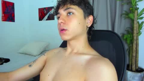 Snapshot of joe23___ chatting on 12/15/25, 11:03 Joe online show from 12/15/25, 11:03