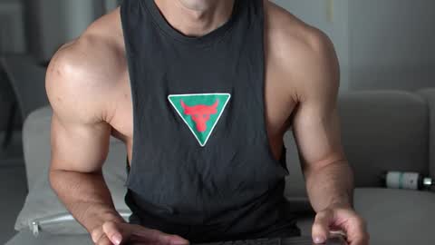 joe_steel1 online show from 01/02/25, 10:37