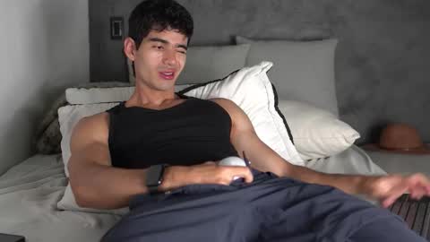 joe_steel1 online show from 11/13/25, 12:09