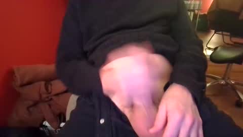 Snapshot of joeblow2525 chatting on 12/17/24, 04:21 joeblow2525 online show from 12/17/24, 04:21