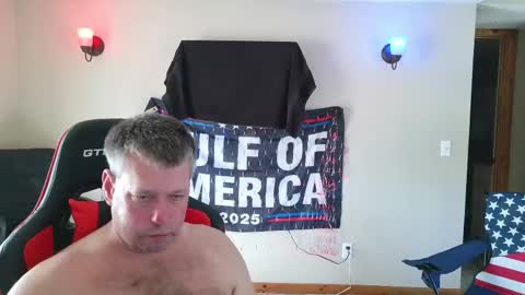 joejoe__ online show from 04/17/26, 02:20