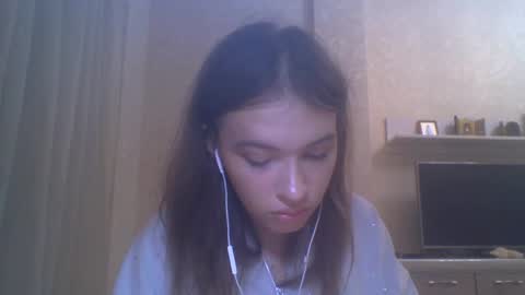 Snapshot of joelbigalk chatting on 10/14/25, 04:19 Jennifer online show from 10/14/25, 04:19
